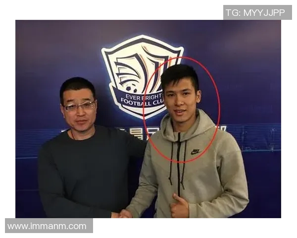 中国足球高颜值球星盘点 助力中国足球崛起的年轻帅气力量